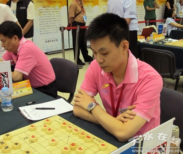 中国象棋国际大师许银川.jpeg