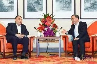 2014年3月,胡春华与澳门行政长官崔世安在北京会见。
